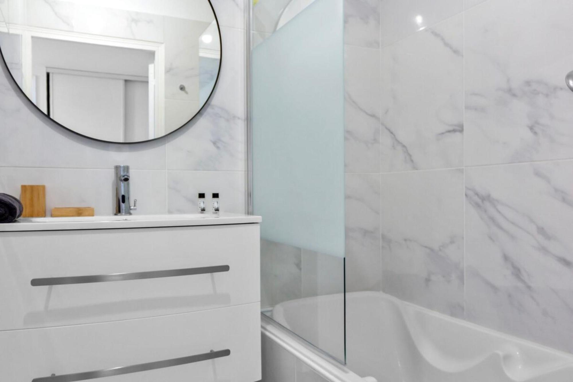 Appartement Le - Quiet - Parking - Hypercenter - Ac *