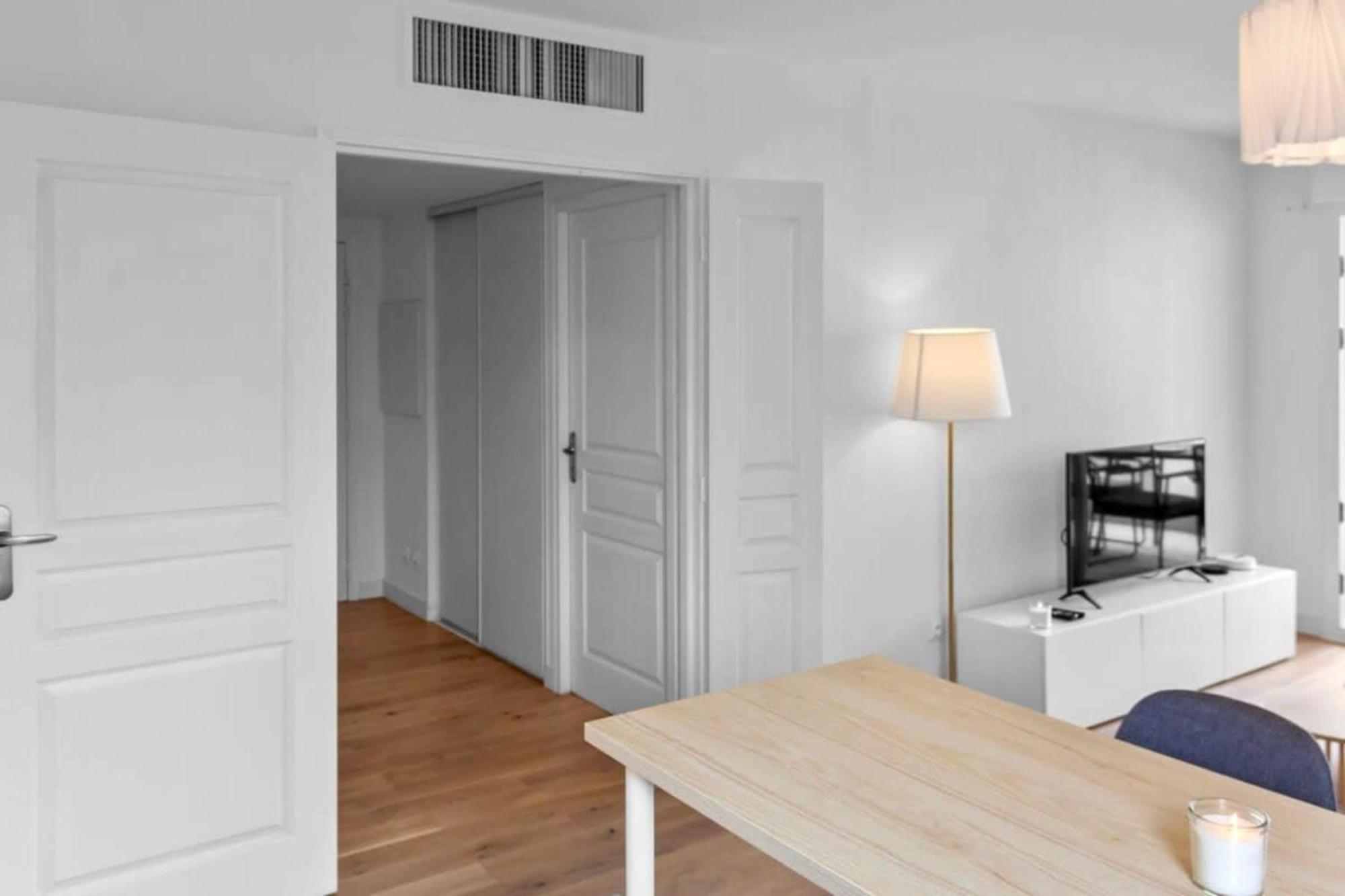 Le - Quiet - Parking - Hypercenter - Ac Appartement